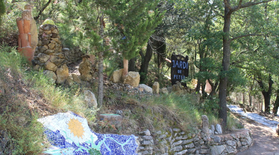 El JARDÍ DE PETER, un curioso lugar para visitar en la Tinença de Benifassà