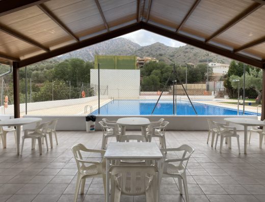 Piscina de verano de Almedíjar
